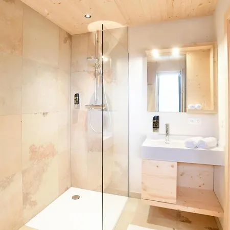 بيت ضيافة Florineum 4*