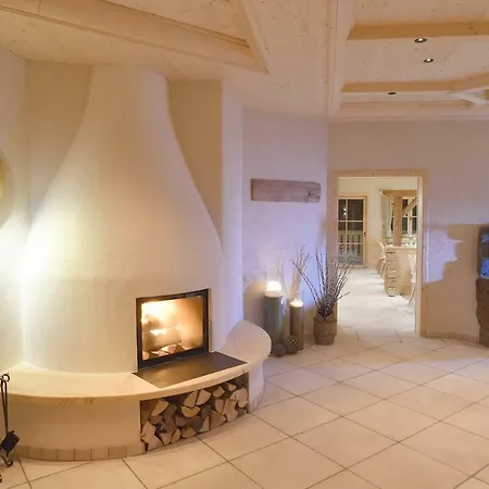 بيت ضيافة Florineum 4*