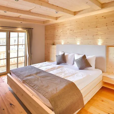 بيت ضيافة Florineum